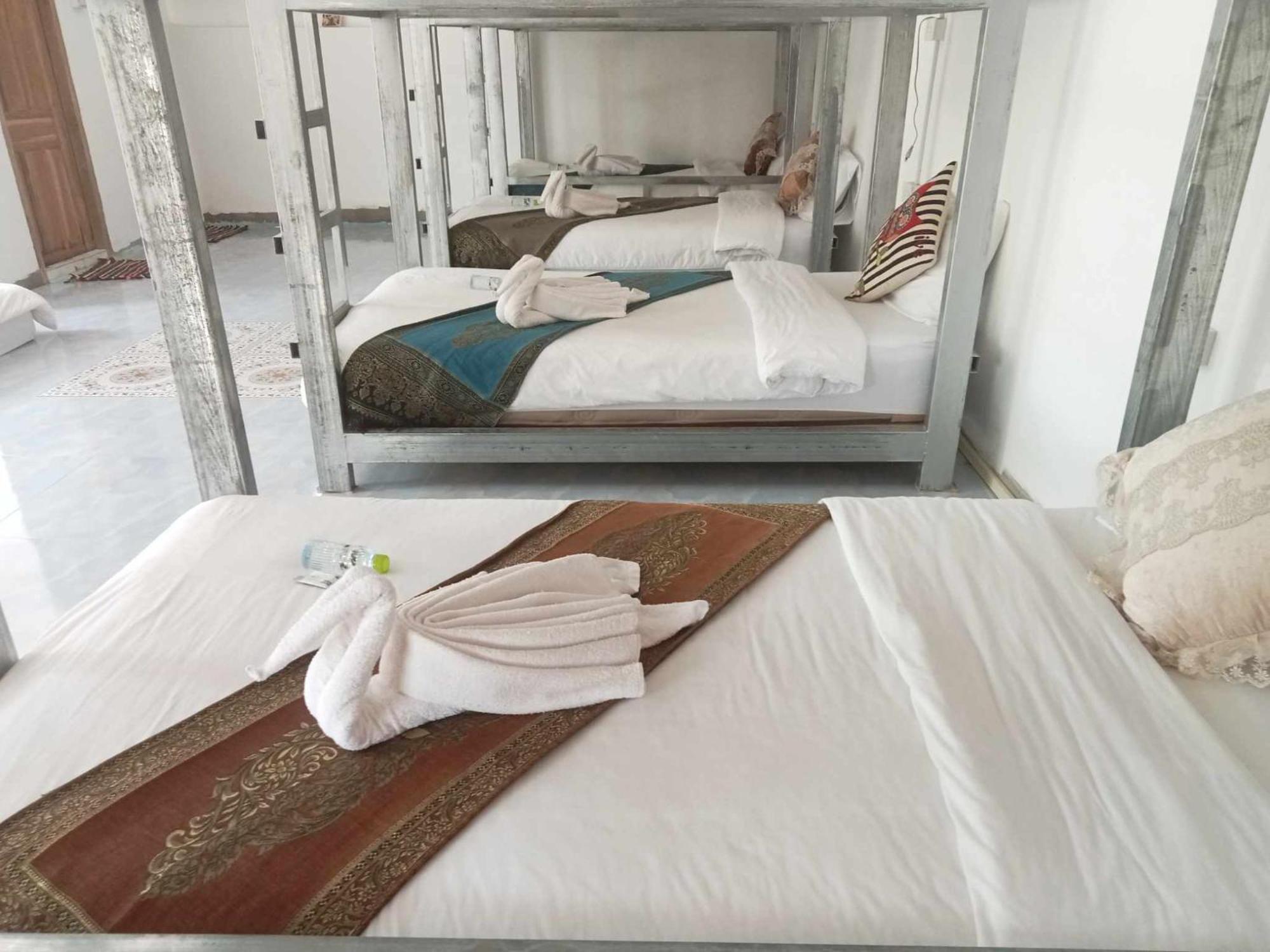 Ferienwohnung Mekong Backpackers Muang Pakbèng Exterior foto